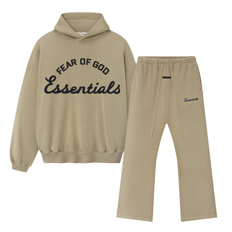 ESSENTIALS SS26 Training 90s Faded Dune