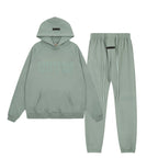 ESSENTIALS FW22 Sycamore
