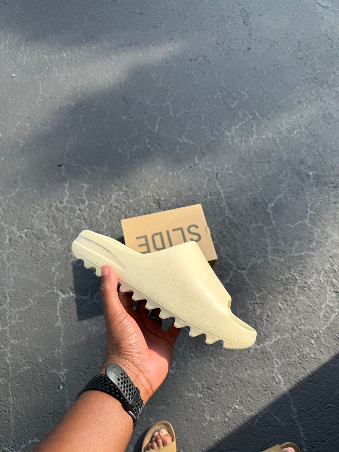 Yzy Slides