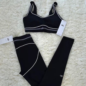Women’s Alo Yoga Set
