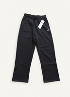 ALO Accolade Straight-Leg Sweatpant — Black front