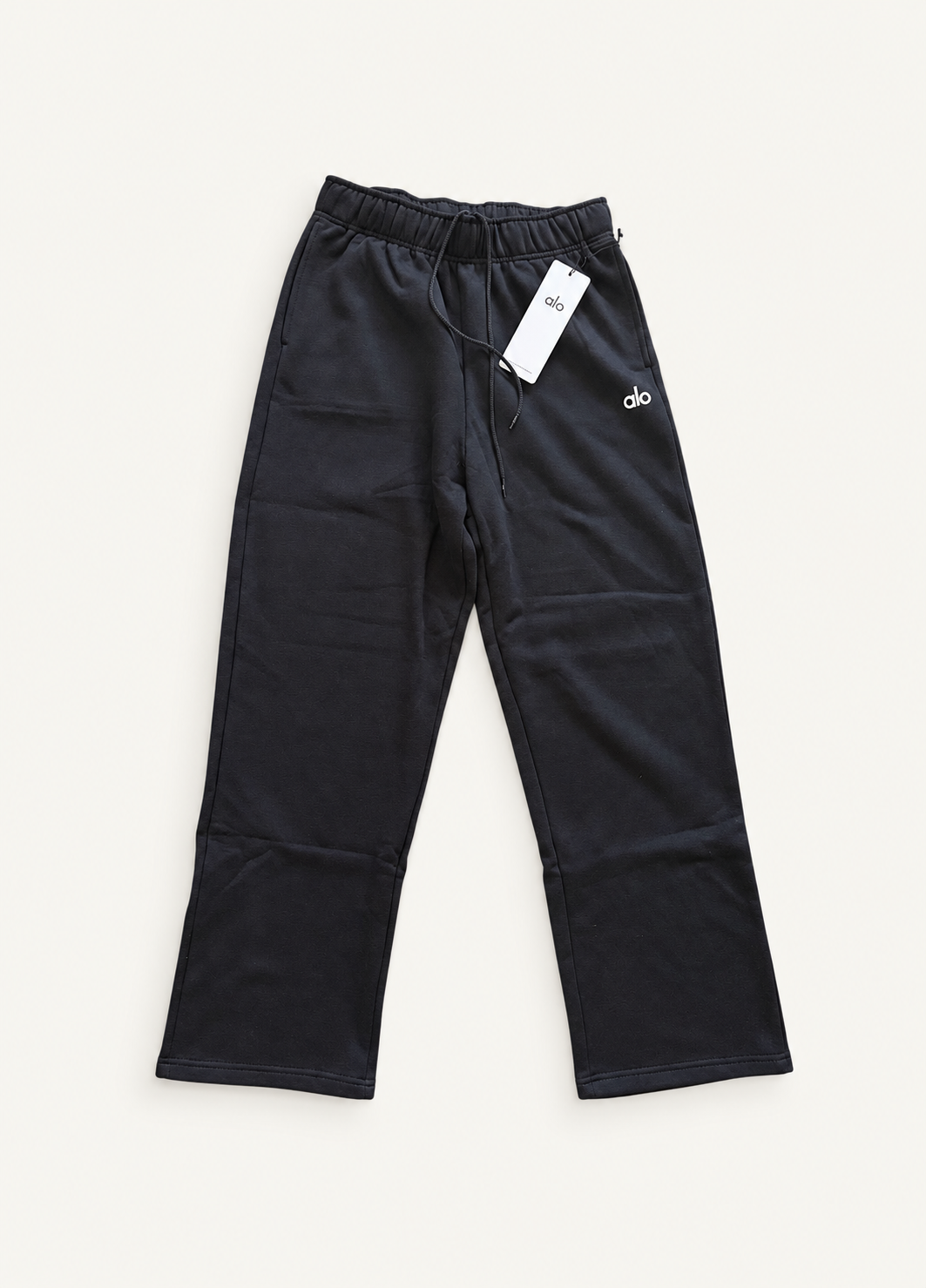 ALO Accolade Straight-Leg Sweatpant — Black front