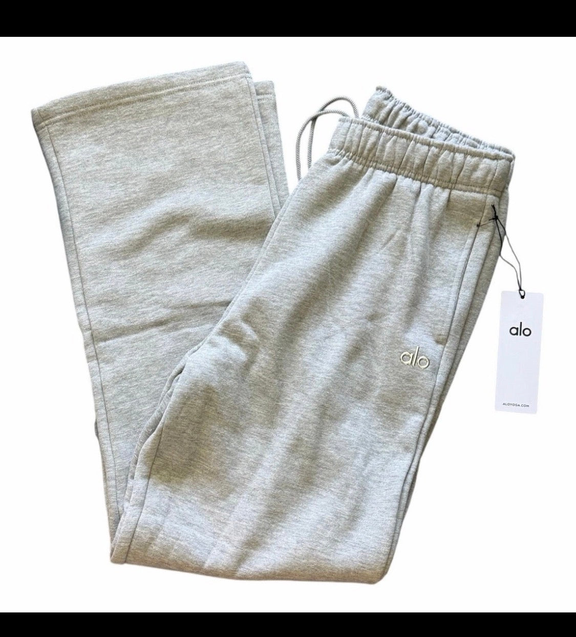 ALO Accolade pants — Athletic Heather — folded detail
